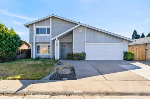 4233 Rosecrest Way, Sacramento, CA 95826
