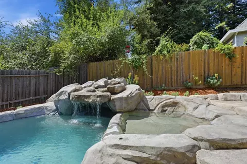 Exterior - 120 Pradera Ct, Folsom, CA 95630 photo 5 of 18