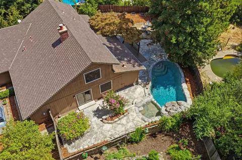 View/Area - 120 Pradera Ct, Folsom, CA 95630 photo 4 of 8