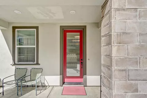 3063 River Trout Walk, Sacramento, CA 95833