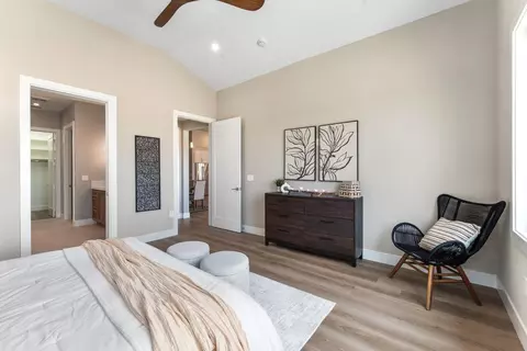 Bedroom - 5597 Thomson Loop, Davis, CA 95616 photo 4 of 5