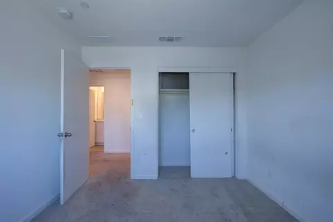 Bedroom - 2220 Blossom Ranch Rd, Patterson, CA 95363 photo 5 of 10