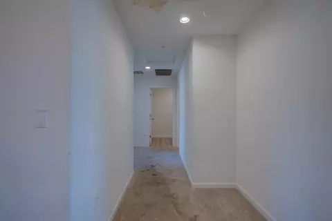 Entry Way - 2220 Blossom Ranch Rd, Patterson, CA 95363 photo 2 of 10
