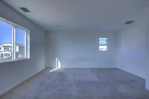 Living - 2220 Blossom Ranch Rd, Patterson, CA 95363 photo 1 of 5