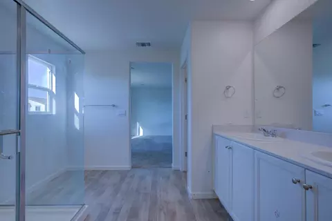 Entry Way - 2220 Blossom Ranch Rd, Patterson, CA 95363 photo 1 of 10
