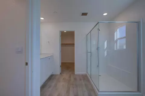 Entry Way - 2220 Blossom Ranch Rd, Patterson, CA 95363 photo 4 of 10