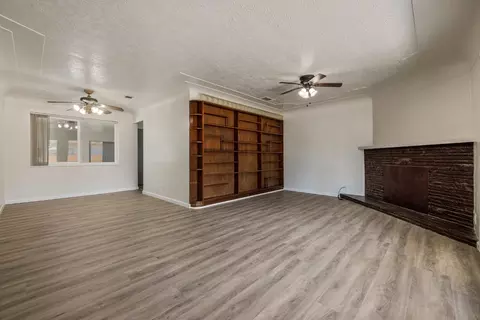 Living - 418 Lupton St, Manteca, CA 95337 photo 3 of 7