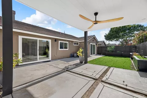 Exterior - 1733 Ray Wise Ln, Tracy, CA 95376 photo 12 of 15