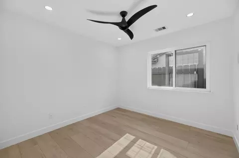 Bedroom - 1733 Ray Wise Ln, Tracy, CA 95376 photo 2 of 4