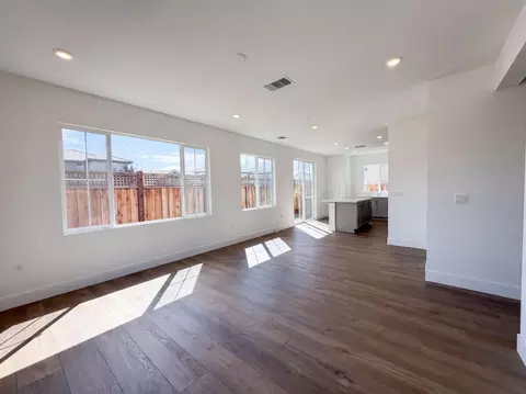 Living - 16213 Sculptor Ave, Lathrop, CA 95330 photo 3 of 4