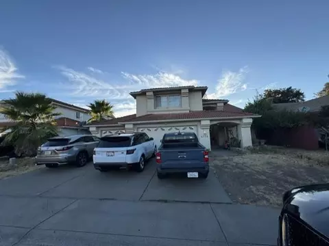 8174 Silver Leaf Way, Sacramento, CA 95829