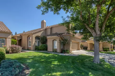 404 Solmar Ct, Oakdale, CA 95361