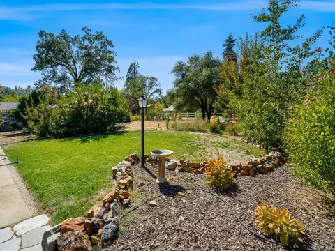 Exterior - 2843 Smith Flat School Rd, Placerville, CA 95667 photo 2 of 14