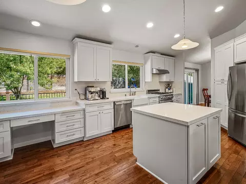 Kitchen - 2843 Smith Flat School Rd, Placerville, CA 95667 photo 2 of 6