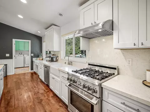 Kitchen - 2843 Smith Flat School Rd, Placerville, CA 95667 photo 5 of 6