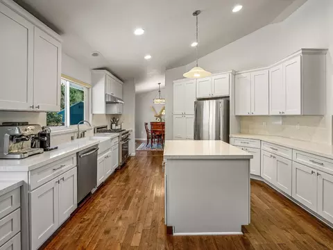 Kitchen - 2843 Smith Flat School Rd, Placerville, CA 95667 photo 3 of 6
