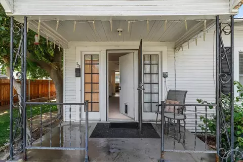 Exterior - 328 2nd St, Ripon, CA 95366 photo 4 of 11