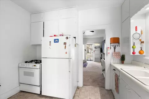 Kitchen - 328 2nd St, Ripon, CA 95366 photo 3 of 3