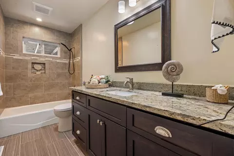 Bath - 3789 Northridge Dr, Concord, CA 94518 photo 2 of 4