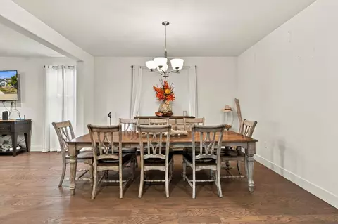 Dining - 1655 Cady Ln, Ripon, CA 95366 photo 1 of 2