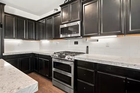 Kitchen - 1655 Cady Ln, Ripon, CA 95366 photo 6 of 8