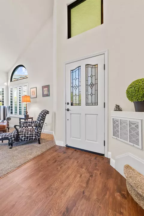 Entry Way - 2615 Swindon Ct, Rocklin, CA 95765 photo 1 of 4