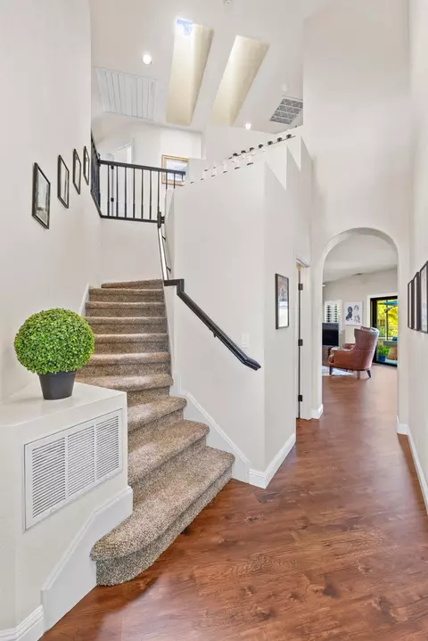 Entry Way - 2615 Swindon Ct, Rocklin, CA 95765 photo 4 of 4