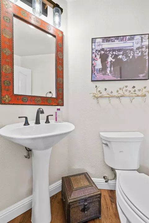 Bath - 2615 Swindon Ct, Rocklin, CA 95765 photo 1 of 5