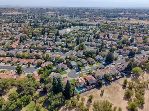 View/Area - 2615 Swindon Ct, Rocklin, CA 95765 photo 8 of 11