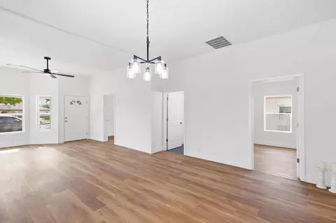 Living - 315 S J St, Madera, CA 93637 photo 2 of 3