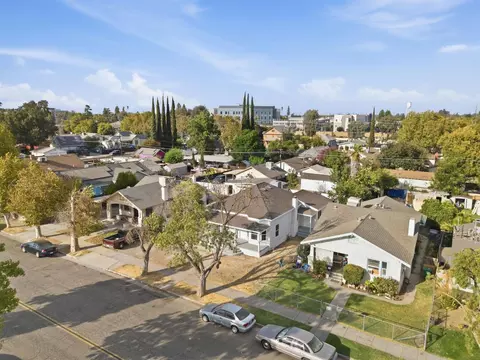 View/Area - 315 S J St, Madera, CA 93637 photo 3 of 12