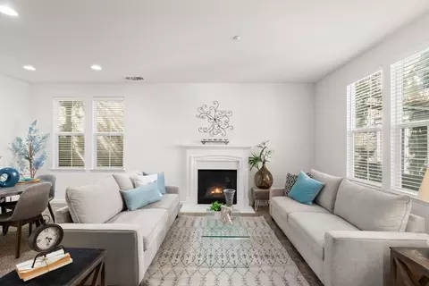Living - 1121 Andreas Ln, Tracy, CA 95376 photo 3 of 5