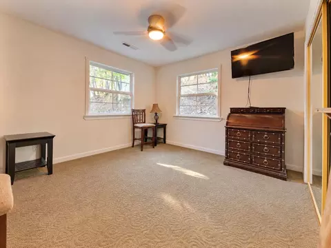 Bedroom - 16419 Meadow Rd, Sutter Creek, CA 95685 photo 1 of 2