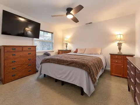 Bedroom - 16419 Meadow Rd, Sutter Creek, CA 95685 photo 2 of 2