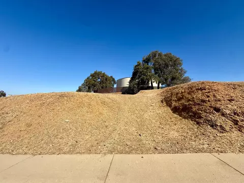1106 Paradise Peak Rd, Valley Springs, CA 95252