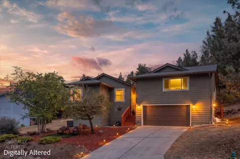921 Dogwood Dr, Murphys, CA 95247