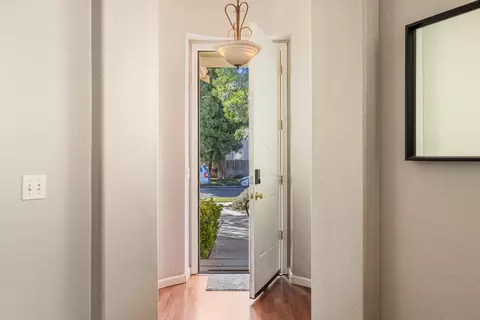 Entry Way - 1317 Derby Dr, Merced, CA 95348 photo 2 of 13