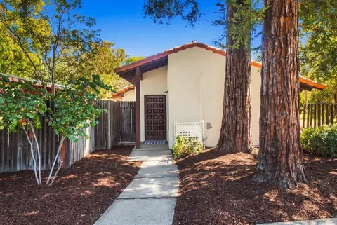 Exterior - 2542 Overhill Ln, Davis, CA 95616 photo 1 of 9