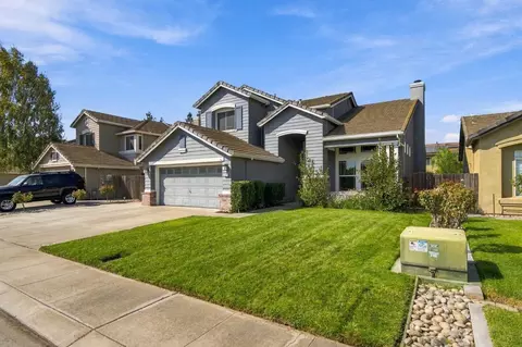 1953 Bolton Ln, Manteca, CA 95336