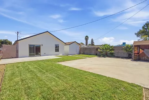 Exterior - 815 Kerr, Modesto, CA 95354 photo 2 of 4