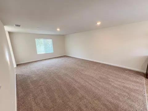 Living - 785 Dean Ct, Merced, CA 95341 photo 1 of 1