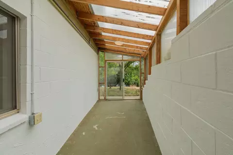 Entry Way - 13748 Marin Pl, Grass Valley, CA 95949 photo 2 of 2
