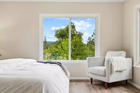 Bedroom - 13748 Marin Pl, Grass Valley, CA 95949 photo 2 of 4