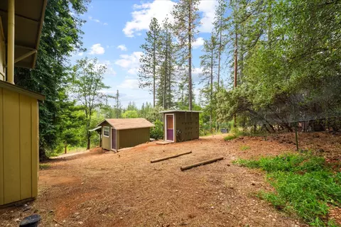Exterior - 13748 Marin Pl, Grass Valley, CA 95949 photo 6 of 8