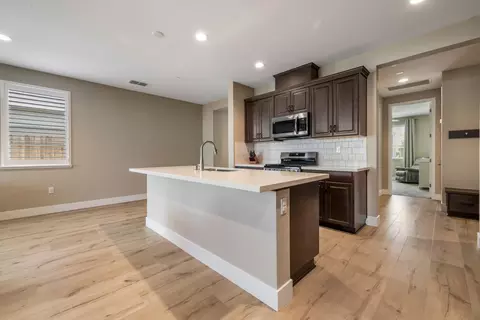 Kitchen - 3359 Inca St, Manteca, CA 95337 photo 2 of 2