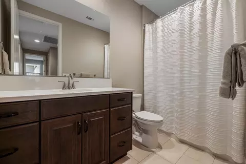 Bath - 3359 Inca St, Manteca, CA 95337 photo 2 of 2