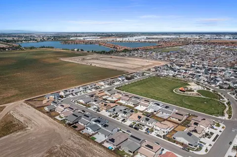 View/Area - 3359 Inca St, Manteca, CA 95337 photo 6 of 12