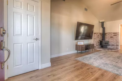 Entry Way - 3330 Meadow Ct, Rescue, CA 95672 photo 1 of 2