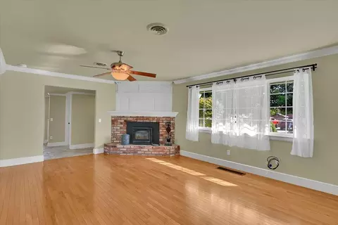 Living - 2268 Madrone St, Sutter, CA 95982 photo 3 of 4