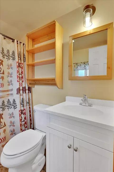 Bath - 2268 Madrone St, Sutter, CA 95982 photo 6 of 8